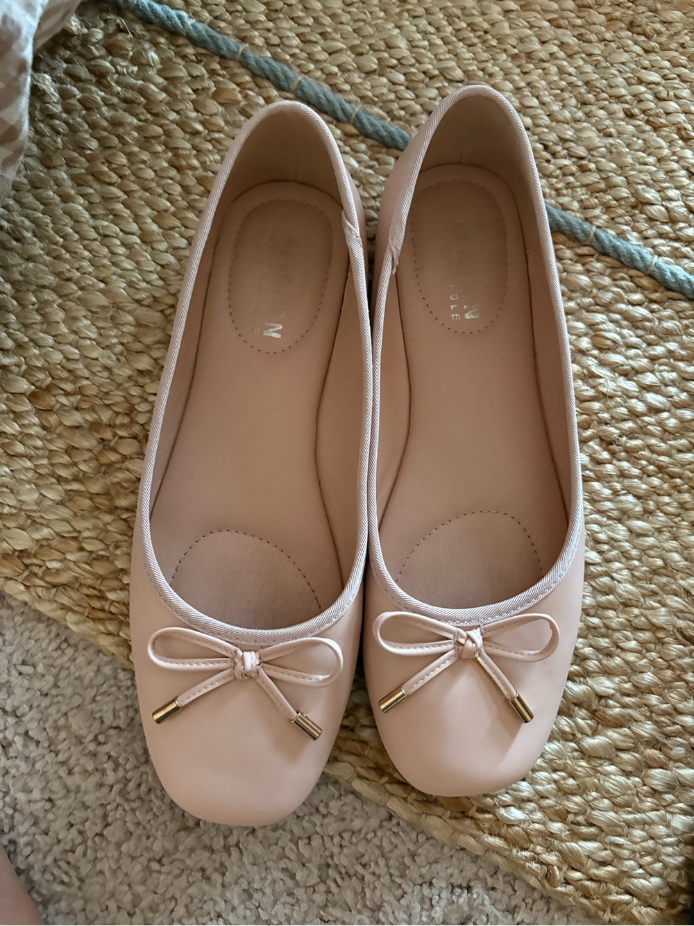 Reaction Kenneth Cole Blush Pink Bow Ballet Flats